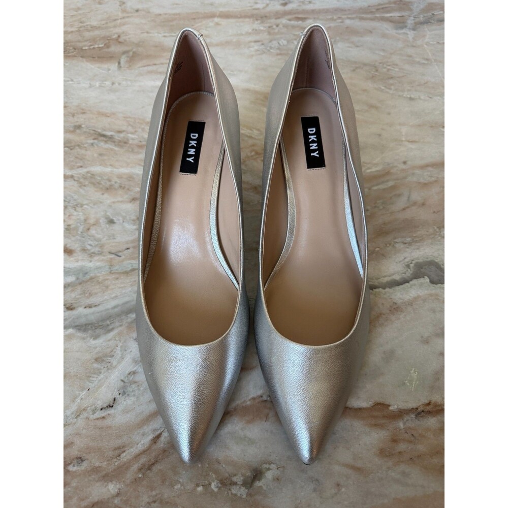 DKNY Women's Silver Mid Pump, Size 10